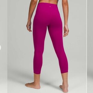 Lululemon | InStill High Rise Crop 23” in Magenta Purple sz 8